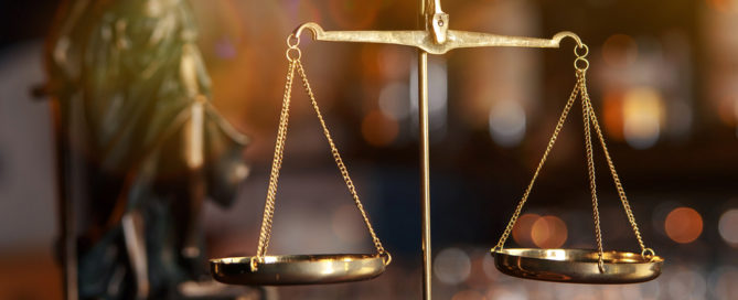 Law Scale